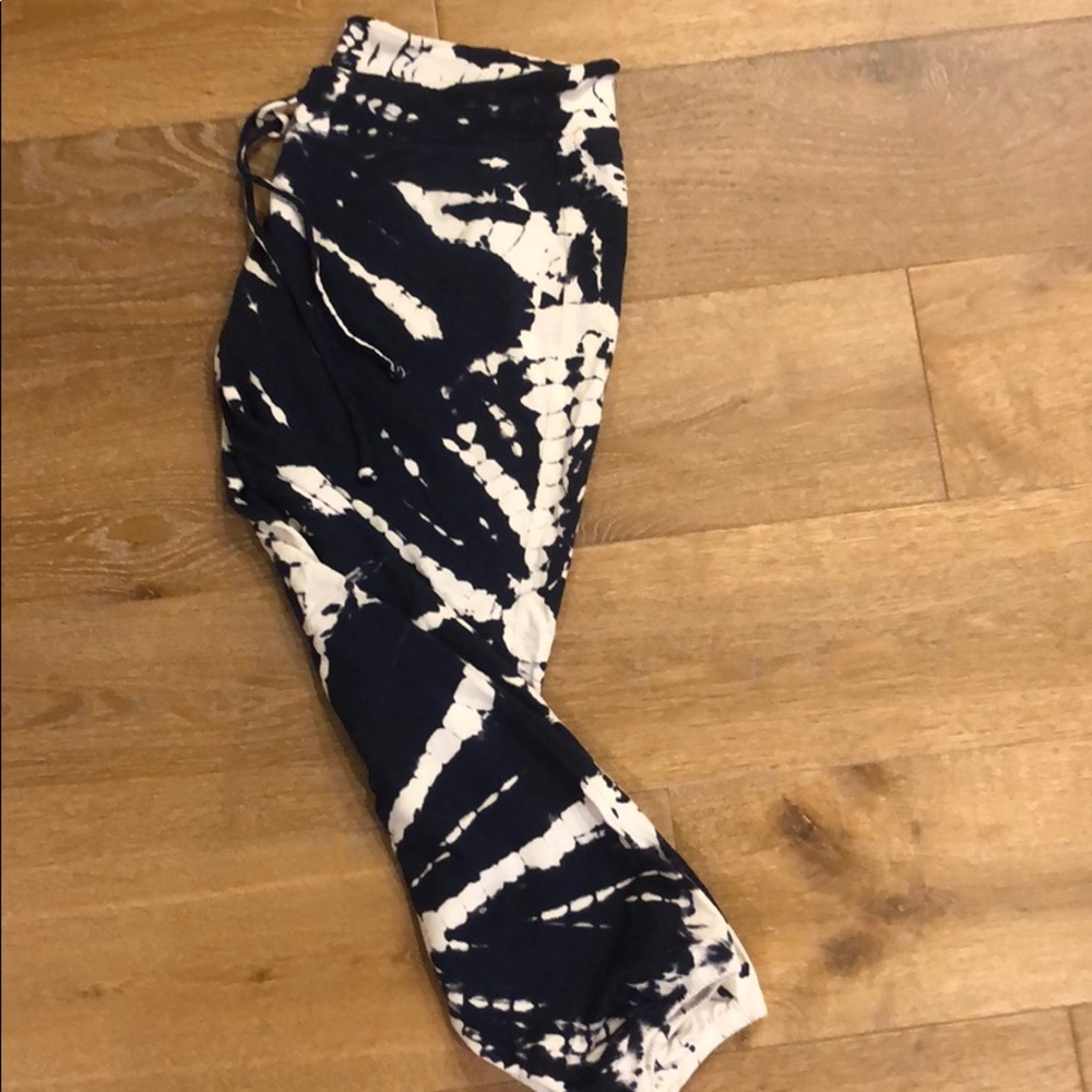 Young Fabulous & Broke Tie-dye sweats * size L